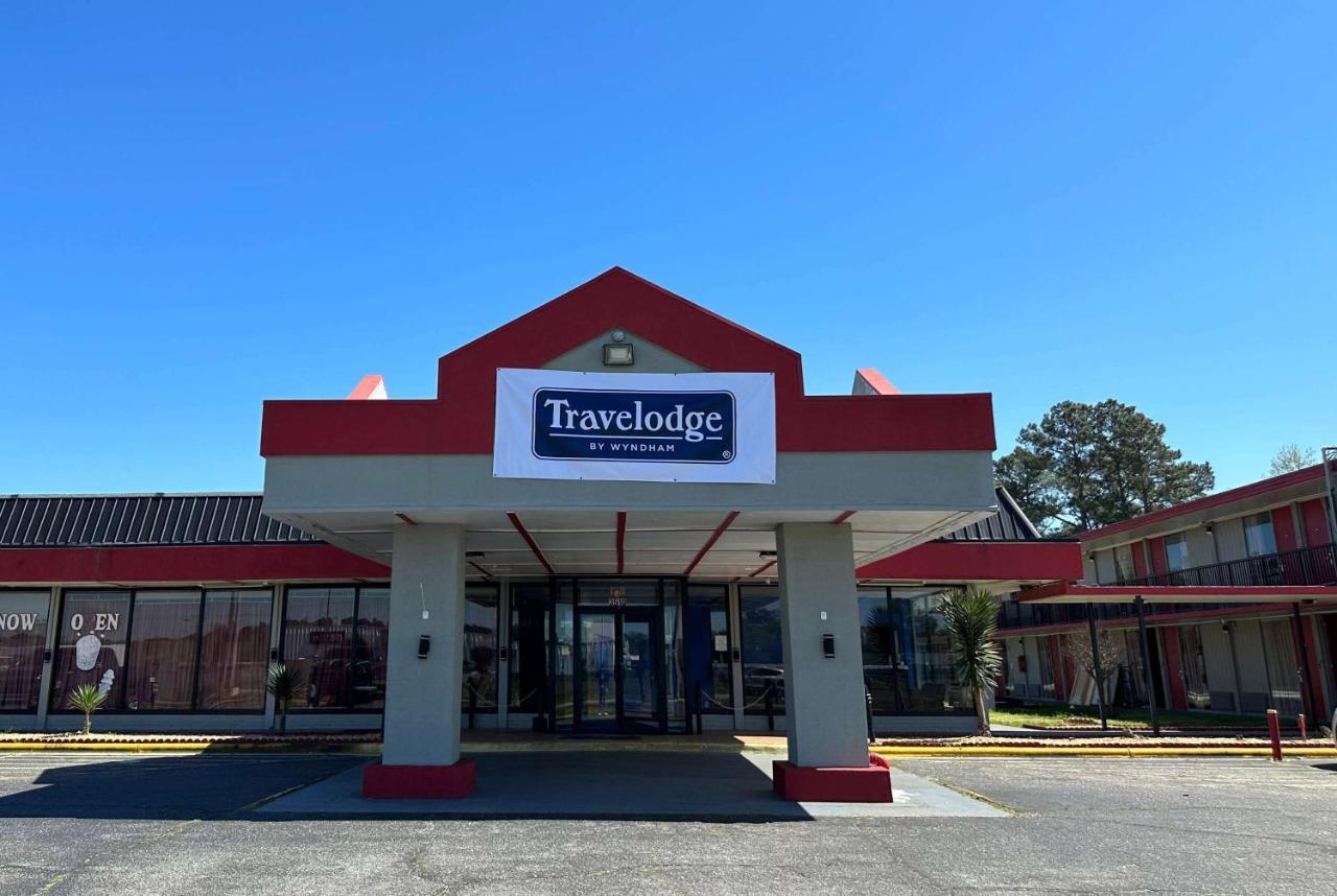 Travelodge By Wyndham Lumberton Exterior photo